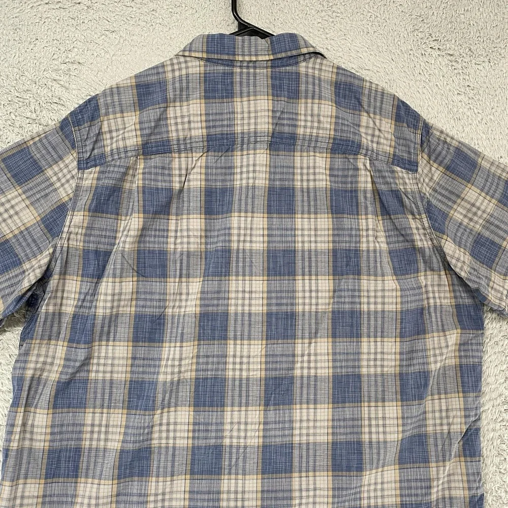 The North Face Plaid Shirt Mens XL Hiking Lightweight Short Sleeve Button Up